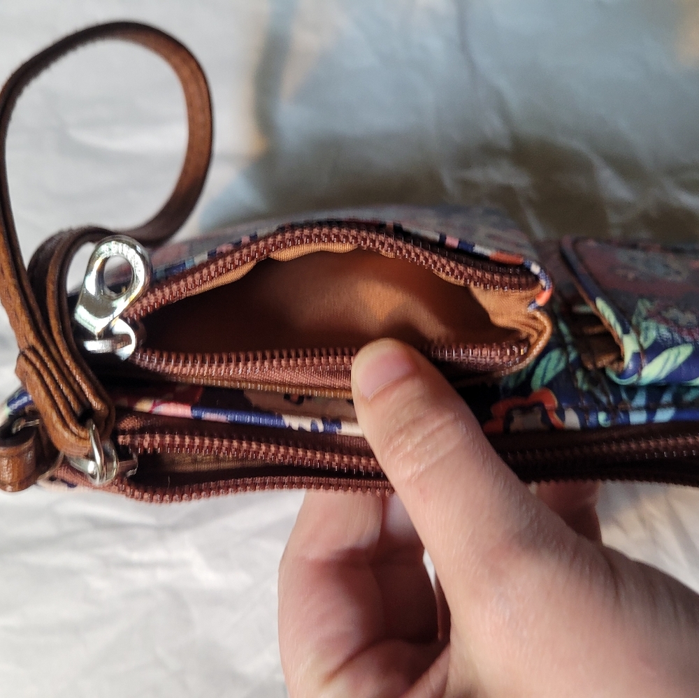 Relic wallet - Picture 7 of 8